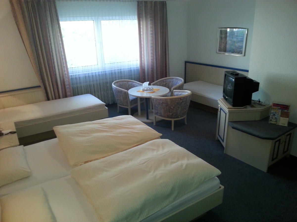 Hotel Restaurant Rueckert Nistertal Room photo