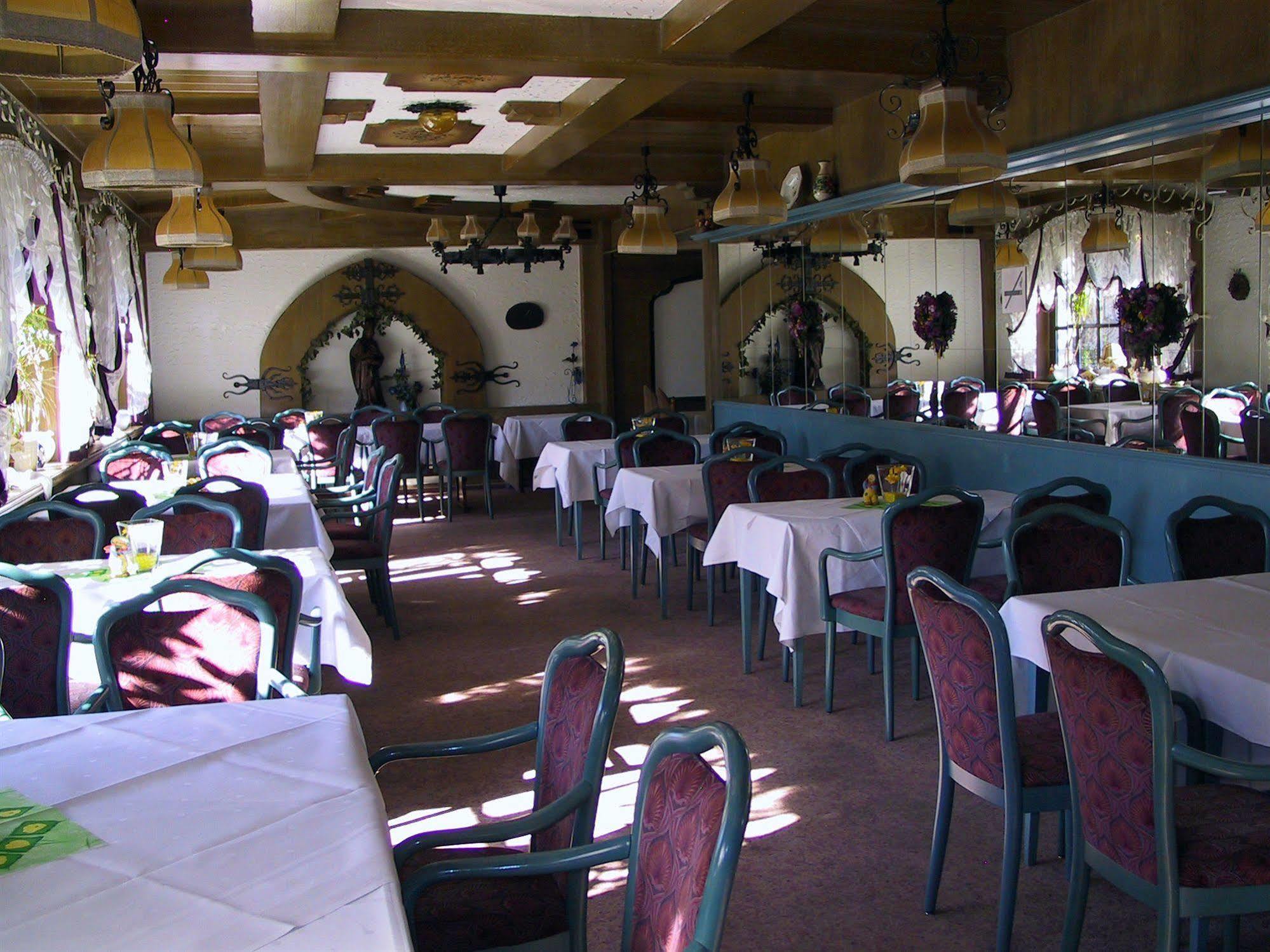 Hotel Restaurant Rueckert Nistertal Exterior photo